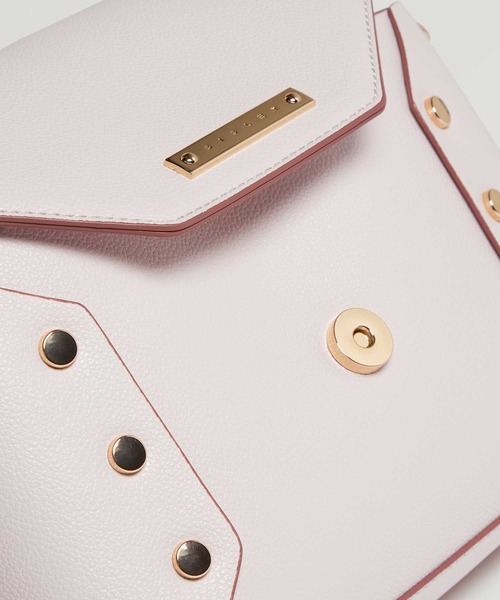 SISLEY（シスレー）の「フェイクレザー型押しスタッズミニショルダーバッグ（ショルダーバッグ・レディース・ブラック/オフホワイト/ブラウン・FREE）」の7枚目の写真