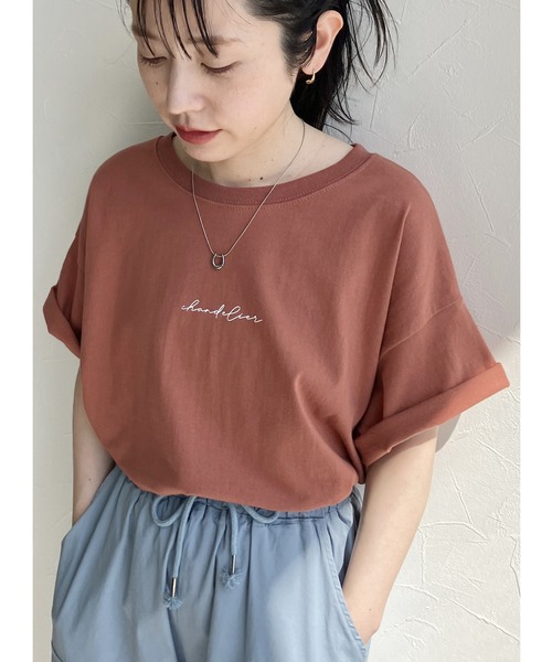 reca（レカ）の「筆記体プリントロゴＴシャツ（Tシャツ/カットソー・レディース・ホワイト/グレイッシュベージュ/チャコール/ブルー/ブラック/ライトベージュ/ネイビー/レッド系・FREE）」の8枚目の写真