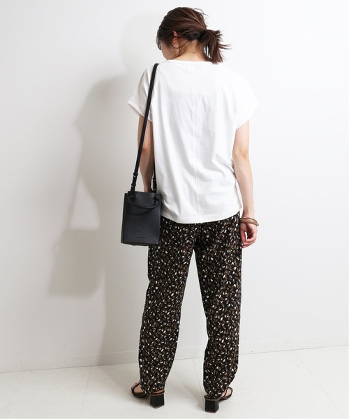 SLOBE IENA（スローブイエナ）の「デザインフレンチスリーブTEE【手洗い可能】◆（Tシャツ/カットソー・レディース・ホワイト/ブラック/ベージュ/ネイビー・FREE）」の11枚目の写真