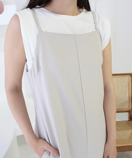 MODE ROBE（モードローブ）の「キャミサロペット（サロペット/オーバーオール・レディース・ブラック/アイボリー・FREE）」の14枚目の写真
