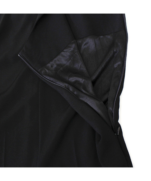 MODE ROBE（モードローブ）の「キャミサロペット（サロペット/オーバーオール・レディース・ブラック/アイボリー・FREE）」の11枚目の写真