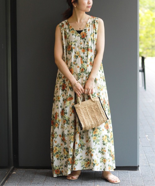 セール Vネックフレアロングワンピース 手洗い可能 ワンピース Slobe Iena スローブイエナ のファッション通販 Zozotown セール Vネックフレアロングワンピース 手洗い可能 ワンピース Slobe Iena スローブイエナ のファッション通販 Zozotown