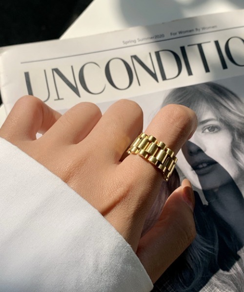 KOR(ケーオーアール)の「3リンク ジュビリーリング 指輪(リング・レディース・シルバー/ゴールド・FREE)」の1枚目の写真