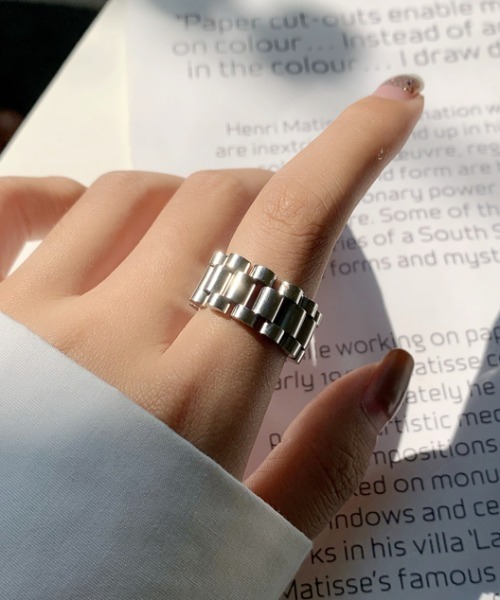 KOR(ケーオーアール)の「3リンク ジュビリーリング 指輪(リング・レディース・シルバー/ゴールド・FREE)」の8枚目の写真