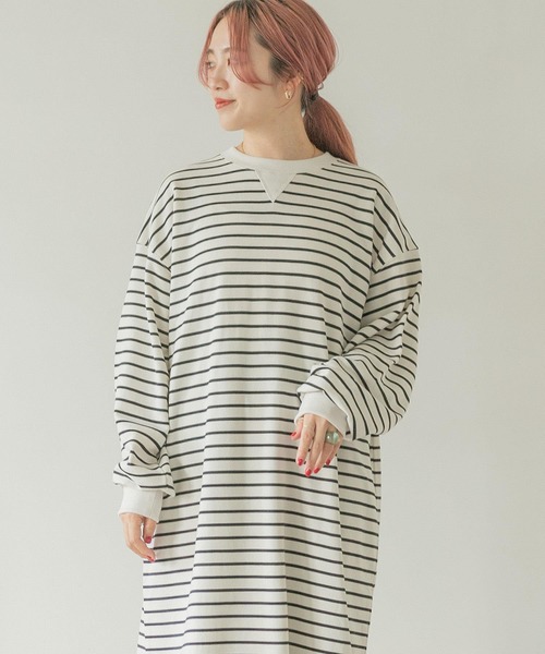 ITEMS URBANRESEARCH(アイテムズ アーバンリサーチ)の「ボリュームスウェットワンピース(ワンピース・レディース・その他2/その他1/ベージュ・FREE)」の13枚目の写真