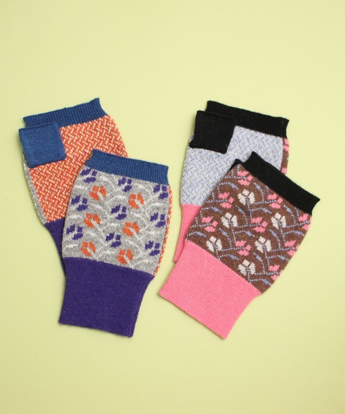 didizizi（ディディジジ）の「お花　ハンドウォーマー（手袋・レディース・ブラウン/グレー・FREE）」の5枚目の写真