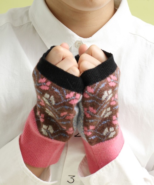 didizizi（ディディジジ）の「お花　ハンドウォーマー（手袋・レディース・ブラウン/グレー・FREE）」の12枚目の写真