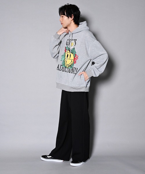 GALLIS ADDICTION(ガリスアディクション)の「GA×SMILEY-FACE BASKETBALL HOODIE/スマイリーフェイス パーカー(パーカー・メンズ・ブラック/グレー・M/L)」の15枚目の写真