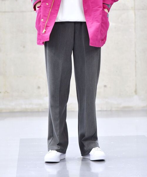 MACOBER（マコバ）の「【SHIPS別注】MACOBER: フレア シルエット ドローストリングス イージー パンツ（スラックス・メンズ・ダークグレー/ブルー/ワイン/ブラック・SMALL/MEDIUM/LARGE）」の3枚目の写真