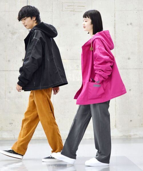 MACOBER（マコバ）の「【SHIPS別注】MACOBER: フレア シルエット ドローストリングス イージー パンツ（スラックス・メンズ・ダークグレー/ブルー/ワイン/ブラック・SMALL/MEDIUM/LARGE）」の6枚目の写真