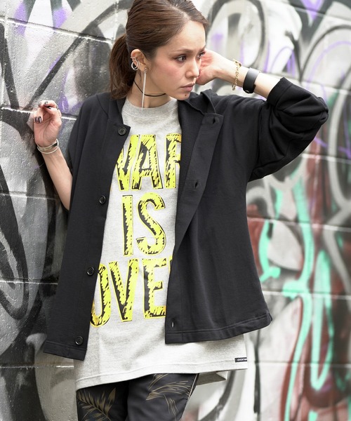 数々の賞を受賞 OVER THE STRiPES オーバーザストライプス WAR IS OVER! TEE T ジャケット・アウター