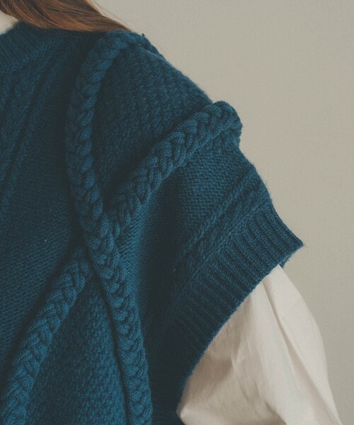 CLANE◆3D CABLE SLIT KNIT VEST/3Dケーブルスリットニットベスト/1/ウール/11106-1082 bbG2c1CKgJm4.jpg?width=768