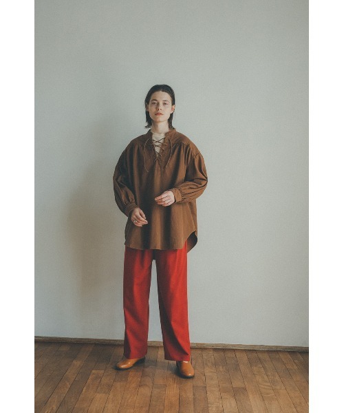 CLANE（クラネ）の「BASIC TUCK PANTS（スラックス・レディース・ブルー/レッド/ベージュ/ブラック・0/1/2）」の4枚目の写真