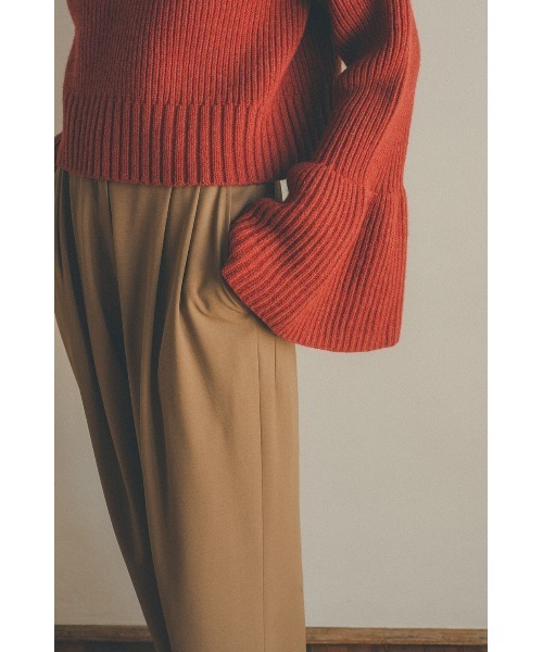 CLANE（クラネ）の「BASIC TUCK PANTS（スラックス・レディース・ブルー/レッド/ベージュ/ブラック・0/1/2）」の6枚目の写真