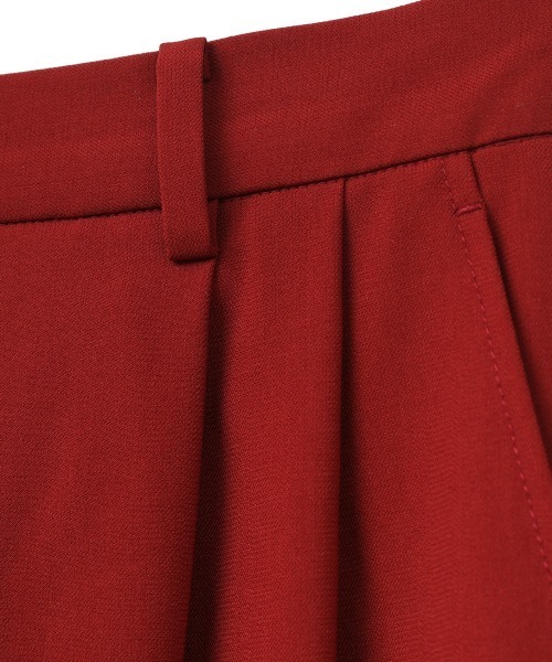 CLANE（クラネ）の「BASIC TUCK PANTS（スラックス・レディース・ブルー/レッド/ベージュ/ブラック・0/1/2）」の13枚目の写真