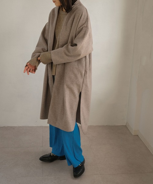 ＡＮＤＪ（アンドジェイ）の「シャギーダブルフェイスノーカラーコート（ノーカラーコート・レディース・グレイッシュベージュ/モカ・M）」の15枚目の写真