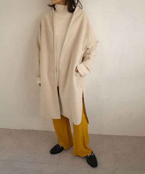 ＡＮＤＪ（アンドジェイ）の「シャギーダブルフェイスノーカラーコート（ノーカラーコート・レディース・グレイッシュベージュ/モカ・M）」の4枚目の写真