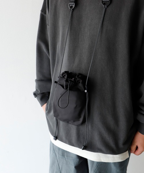 VitaFelice（ヴィータフェリーチェ）の「巾着ミニショルダーバッグ