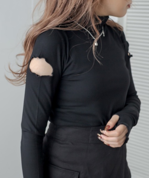 RASVOA(ラスボア)の「カッティングメローリブトップス(Tシャツ/カットソー・レディース・ブラック/ブルー・FREE)」の18枚目の写真