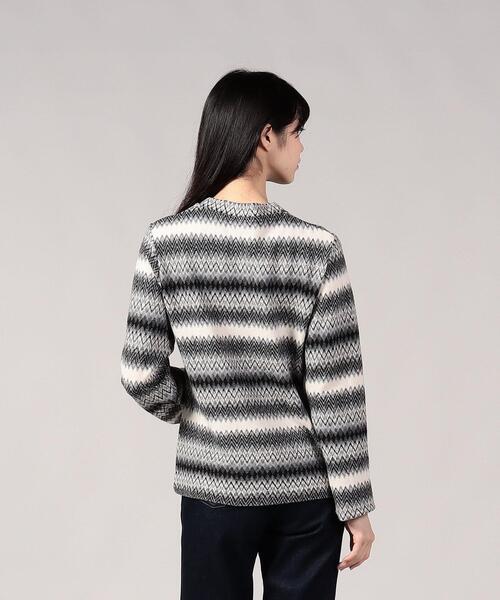 agnes b.（アニエスベー）の「JGV6 PULL ジグザグパターン ラッセルニット（ニット/セーター・レディース・ブラック・1/2/3）」の3枚目の写真