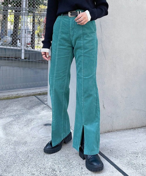 PAGEBOY（ページボーイ）の「クラシックコールフレアスリット（その他パンツ・レディース・グリーン/ブルー/アイボリー/チャコールグレー・X-SMALL/LARGE/SMALL/MEDIUM）」の11枚目の写真