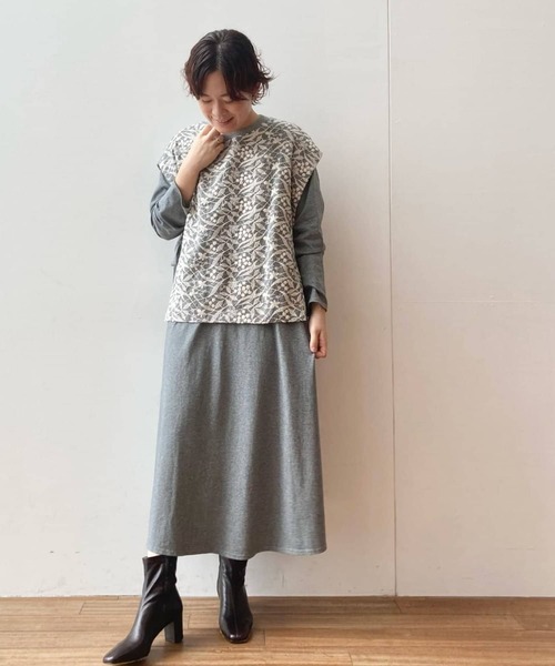 BEARDSLEY（ビアズリー）の「刺繍バギーパンツとセットアップでのコーディネートもおすすめ フロント刺繍ベスト（ベスト・レディース・アイボリー/ダークグレー・FREE）」の13枚目の写真