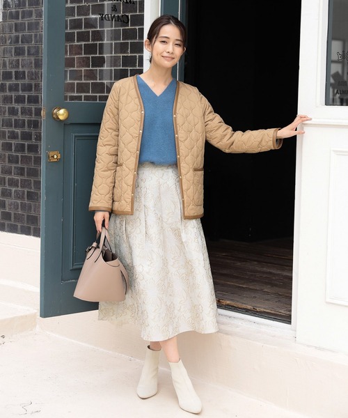 Andemiu（アンデミュウ）の「キルティングライナーブルゾン237197（ダウンジャケット/コート・レディース・ブラック/ベージュ・SMALL/MEDIUM）」の16枚目の写真