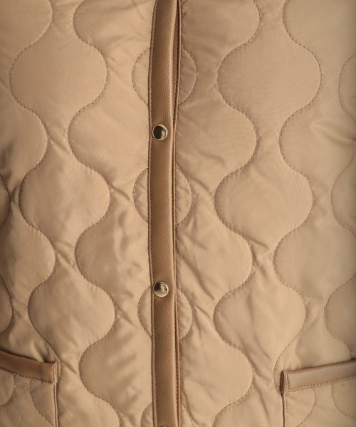 Andemiu（アンデミュウ）の「キルティングライナーブルゾン237197（ダウンジャケット/コート・レディース・ブラック/ベージュ・SMALL/MEDIUM）」の11枚目の写真