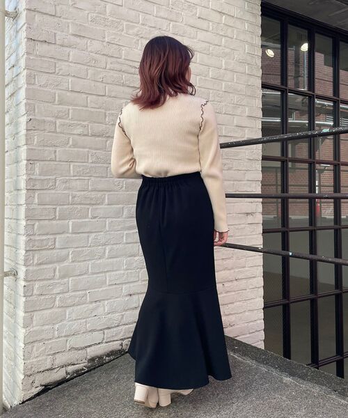 MAJESTIC LEGON（マジェスティックレゴン）の「バイカラー2wayボウタイニット（ニット/セーター・レディース・ブラック/アイボリー/ボルドー/グリーン/ブラウン・MEDIUM）」の15枚目の写真