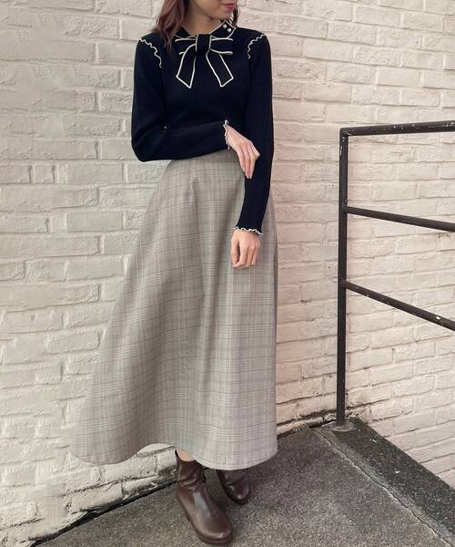 MAJESTIC LEGON（マジェスティックレゴン）の「バイカラー2wayボウタイニット（ニット/セーター・レディース・ブラック/アイボリー/ボルドー/グリーン/ブラウン・MEDIUM）」の21枚目の写真