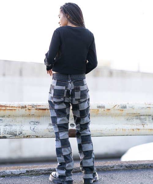 X-girl（エックスガール）の「COMPACT L/S TOP（Tシャツ/カットソー・レディース・ブラック/ホワイト・S/M）」の6枚目の写真