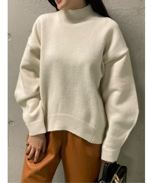 MOUSSY（マウジー）の「H／N COCOON SLEEVE ニット（ニット/セーター・レディース・ブラック/ダークブラウン/ターコイズブルー/アイボリー・FREE）」の22枚目の写真