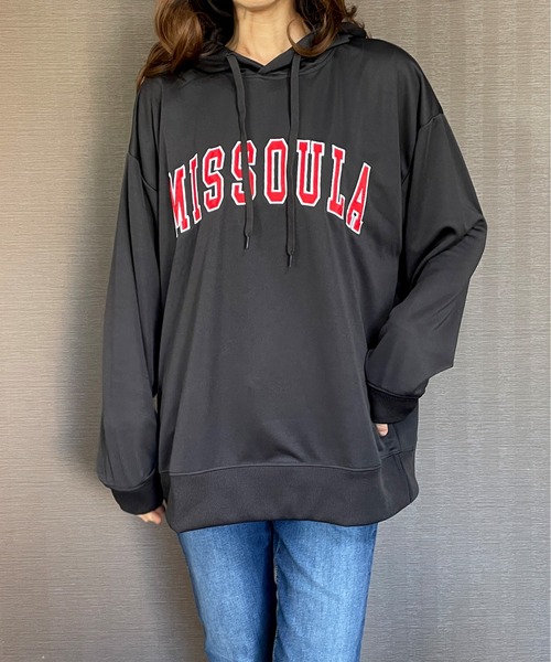 GGD（ジージーディー）の「BIG パーカー ストレッチ 刺繍 ワッペン ビッグ シルエット パーカー（パーカー・レディース・グリーン/ブラック/ホワイト・LL/M/L）」の2枚目の写真