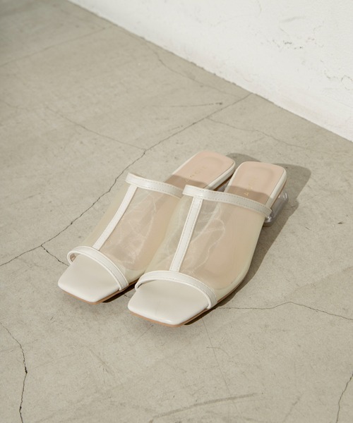 ANGIE（アンジー）の「スクエアトゥチュールクリアヒールサンダル（サンダル・レディース・ブラック/ベージュ/アイボリー・MEDIUM/LARGE/X-LARGE）」の22枚目の写真