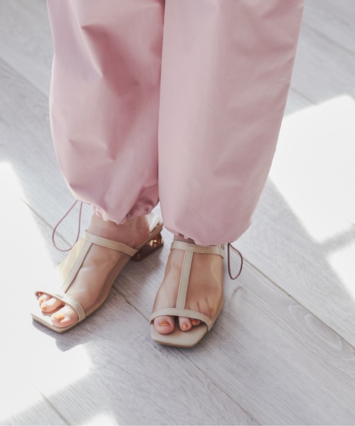 ANGIE（アンジー）の「スクエアトゥチュールクリアヒールサンダル（サンダル・レディース・ブラック/ベージュ/アイボリー・MEDIUM/LARGE/X-LARGE）」の17枚目の写真