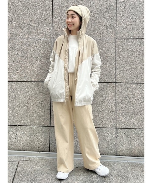 GAP(ギャップ)の「パッカブル ウィンドブレーカー(ナイロンジャケット・メンズ・ブルー/ベージュ・XS/S/M/L/XL)」の19枚目の写真