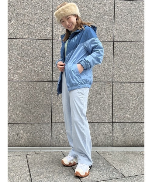 GAP(ギャップ)の「パッカブル ウィンドブレーカー(ナイロンジャケット・メンズ・ブルー/ベージュ・XS/S/M/L/XL)」の17枚目の写真