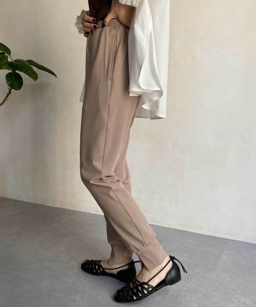 CAPRICIEUX LE'MAGE（カプリシューレマージュ）の「スリットジャージージョガーパンツ（その他パンツ・レディース・ライトグレー/ブラック/モカ・FREE）」の5枚目の写真