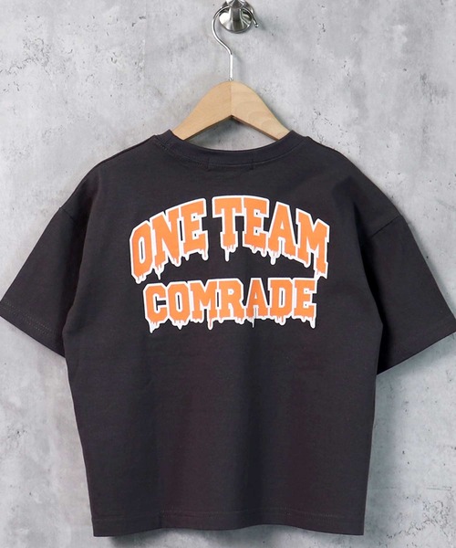 THE CASUAL（カジュアル）の「プリントデザイン 半袖 ビッグT キッズ（Tシャツ/カットソー・キッズ・オフホワイト/ベージュ/チャコール/ブラック/ネイビー/ホワイト系/モカ/ダークグリーン/ミント・160cm/120cm/140cm/110cm/130cm/150cm/100cm）」の4枚目の写真