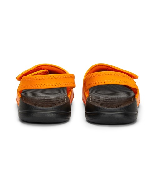 PUMA（プーマ）の「PUMA プーマ キッズ ポップキャット 20 バックストラップ サンダル 17-21cm（サンダル・キッズ・ブラック×ホワイト/ブルー/ピンク/ピンク系その他/オレンジ/ブルー系その他・18.5cm/19.0cm/17.0cm/21.0cm/17.5cm/20.0cm）」の21枚目の写真