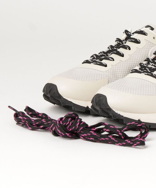 VEJA（ヴェジャ）の「VEJA DEKKAN（スニーカー・レディース・ホワイト/ブラック・41/42/39/38/37/43）」の3枚目の写真