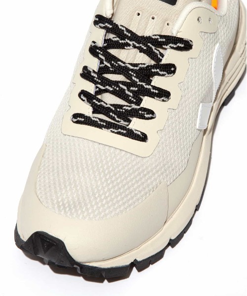 VEJA（ヴェジャ）の「VEJA DEKKAN（スニーカー・レディース・ホワイト/ブラック・41/42/39/38/37/43）」の10枚目の写真