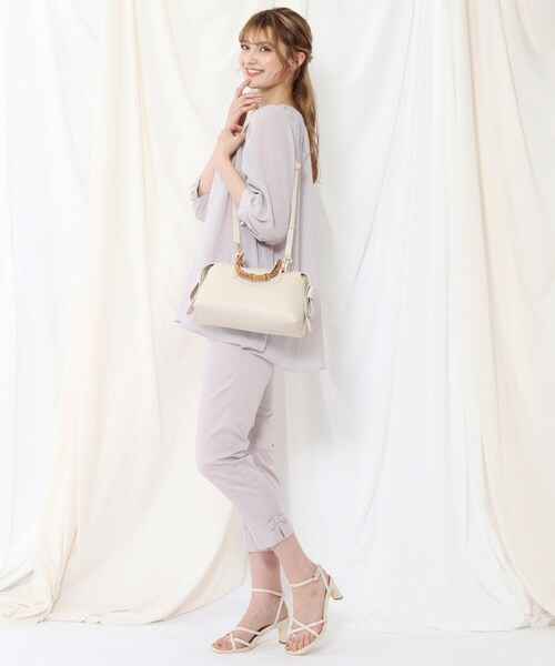 couture brooch（クチュールブローチ）の「◆サイドリボンバンブーボストンバッグ（ハンドバッグ・レディース・ブラック/アイボリー/レッド系1・00）」の21枚目の写真