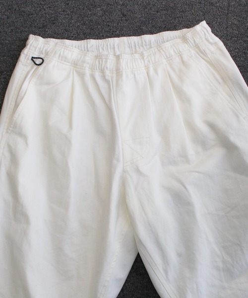 bal（バル）の「【2022秋冬】WASHED TWILL ELASTIC WAIST TROUSER（その他パンツ・メンズ・オフホワイト/ブラック/グリーン/ブラウン/チャコール・LARGE/MEDIUM/X-LARGE）」の11枚目の写真