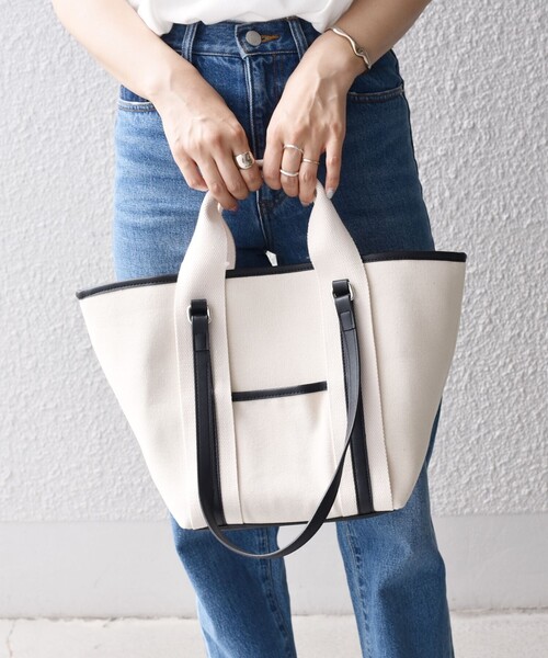 SHIPS（シップス）の「*3WAY配色キャンバストートバッグ◇（トートバッグ・レディース・オフホワイト/ブラック/オリーブ/アイボリー/ブラック系・ONE SIZE）」の8枚目の写真