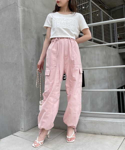 Chico（チコ）の「裾絞りポケットカーゴパンツ（カーゴパンツ・レディース・カーキ/ブラック/アイボリー/ピンク・FREE）」の11枚目の写真