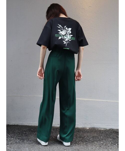 EVRIS（エヴリス）の「WILD FLOWER BIG Tシャツ（Tシャツ/カットソー・レディース・ホワイト/ブラック・FREE）」の13枚目の写真