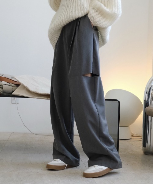 MANGROVE（マングローブ）の「サイドカットアウトワイドレッグパンツ（スラックス・レディース・ブラック/グレー・LARGE/MEDIUM）」の11枚目の写真