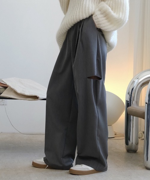 MANGROVE（マングローブ）の「サイドカットアウトワイドレッグパンツ（スラックス・レディース・ブラック/グレー・LARGE/MEDIUM）」の8枚目の写真