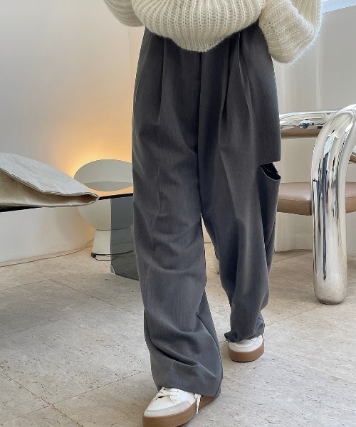 MANGROVE（マングローブ）の「サイドカットアウトワイドレッグパンツ（スラックス・レディース・ブラック/グレー・LARGE/MEDIUM）」の6枚目の写真